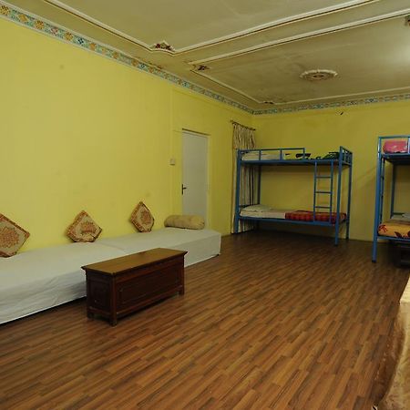 Hotel Himalaya Yoga Катманду Екстериор снимка
