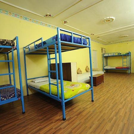 Hotel Himalaya Yoga Катманду Екстериор снимка