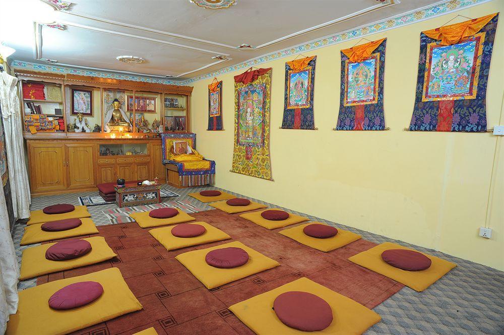 Hotel Himalaya Yoga Катманду Екстериор снимка