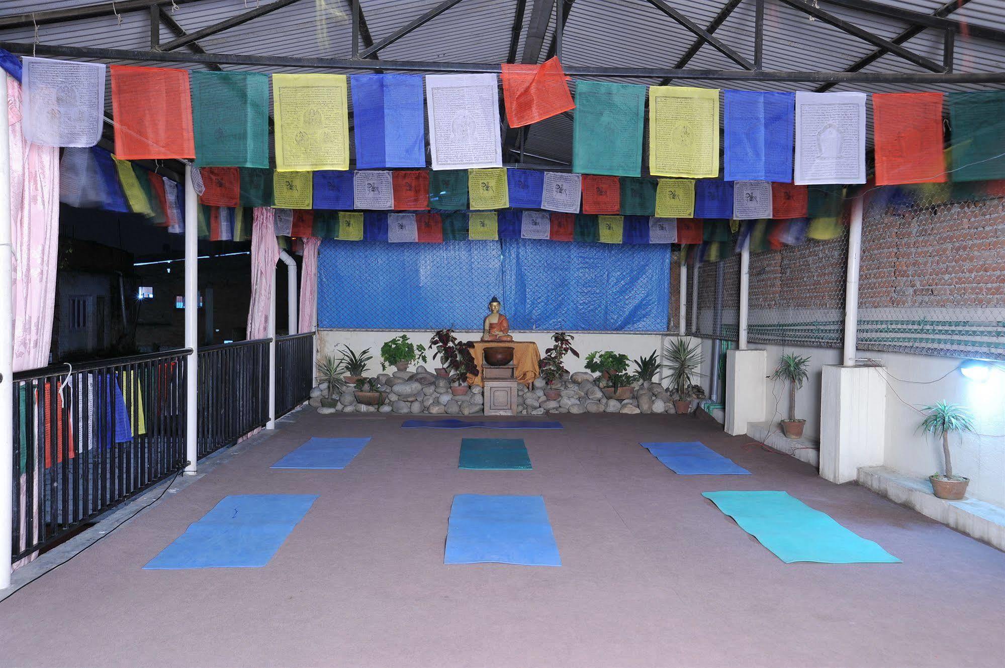 Hotel Himalaya Yoga Катманду Екстериор снимка