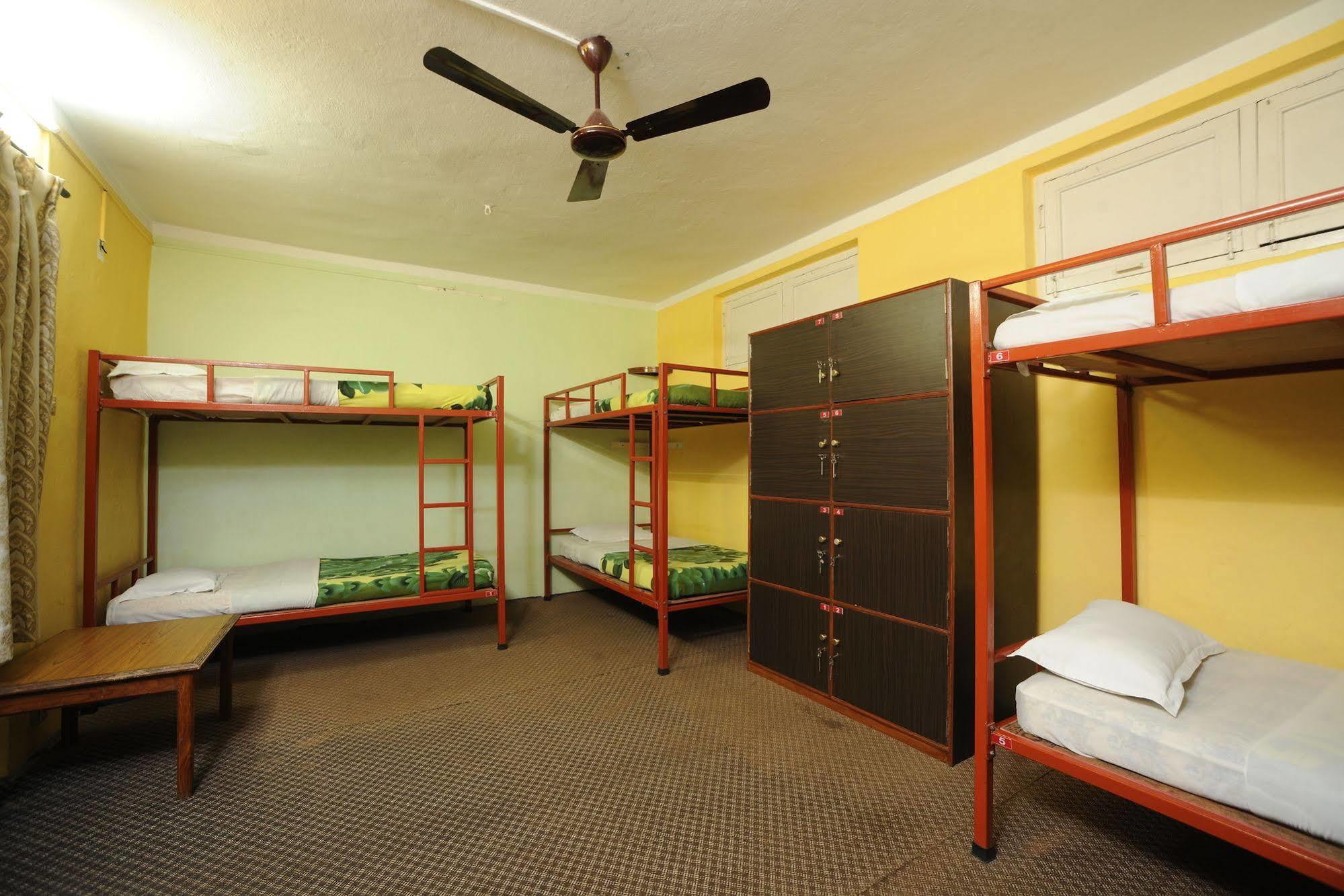 Hotel Himalaya Yoga Катманду Екстериор снимка